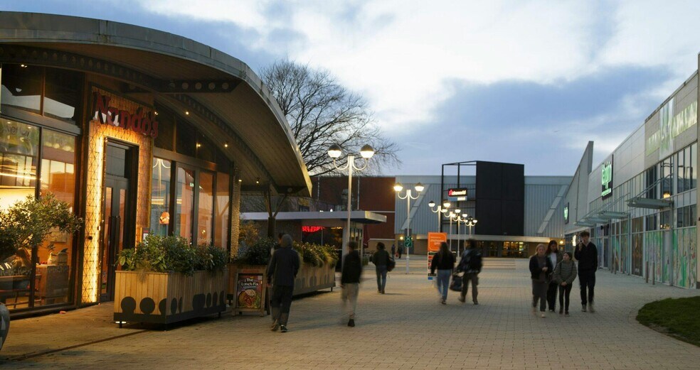 More Photos Of Terminus Rd, Chichester Restaurant For Lease