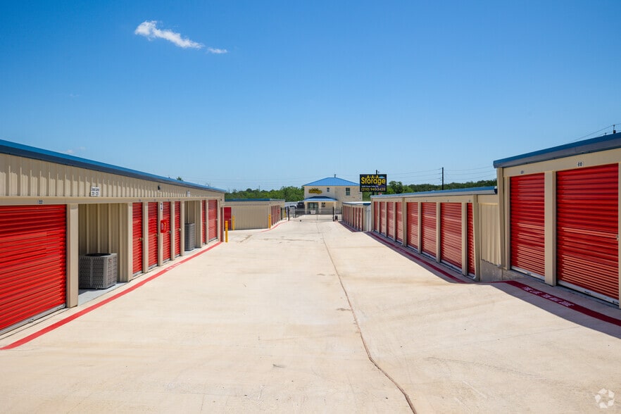 More Photos Of 6445 Green Valley Rd, Cibolo Self Storage For Sale
