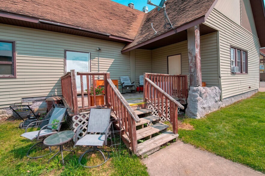 More Photos Of W10595 County Road K, Elcho Restaurant For Sale