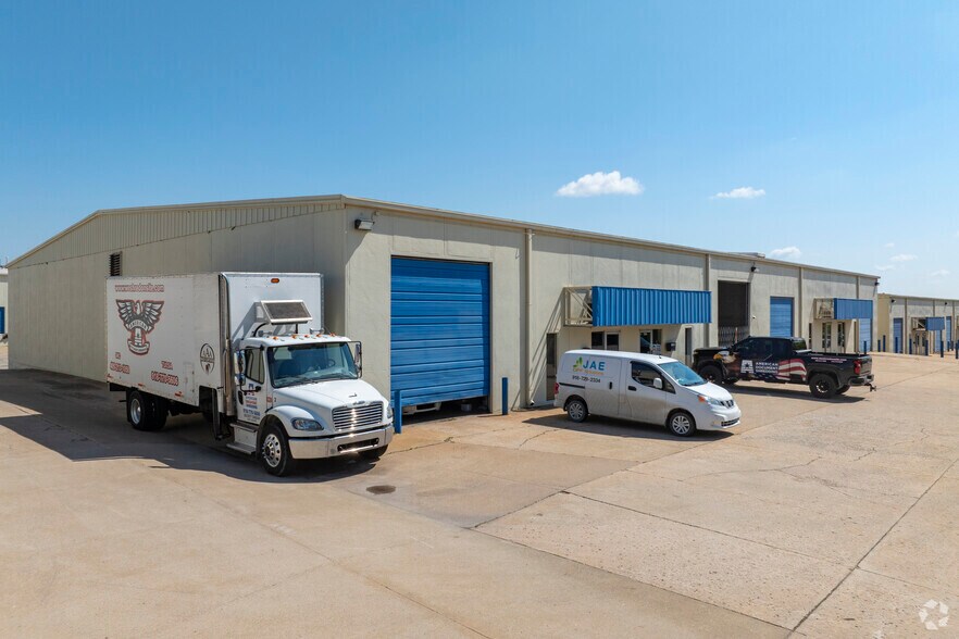 Primary Photo Of 7252-7258 E 38th St, Tulsa Light Manufacturing For Lease