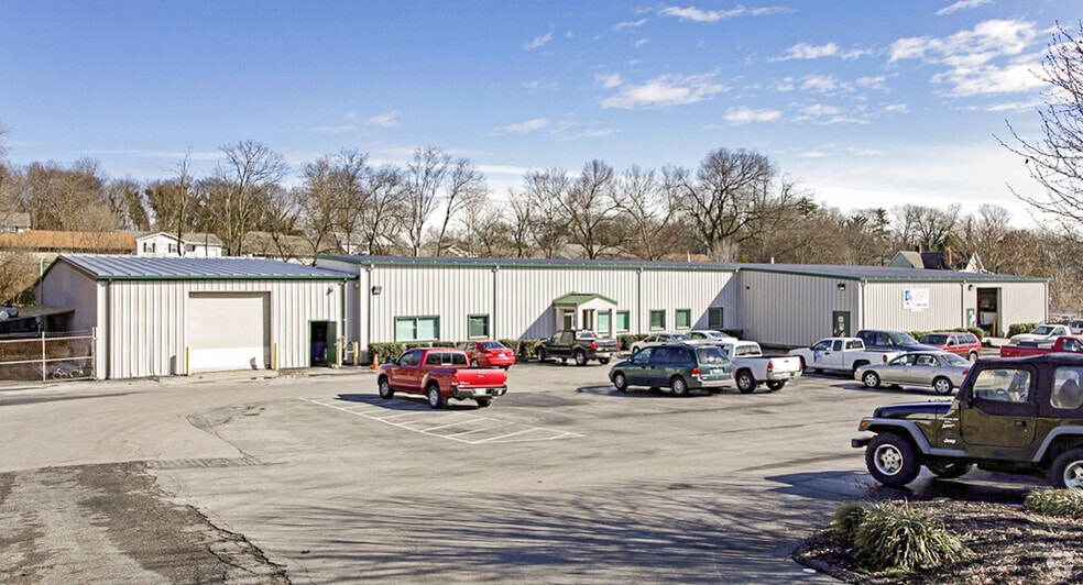 More Photos Of 1010 Wilder Pl, Knoxville Light Distribution For Lease