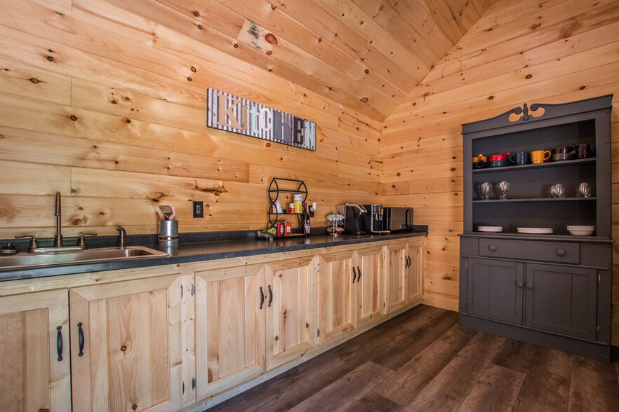 More Photos Of 21405 Parks Mill Rd, Abingdon Lodge Meeting Hall For Sale