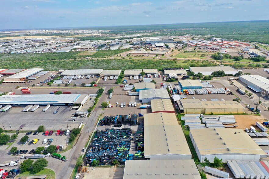 More Photos Of 14209 Distribution Ave, Laredo Distribution For Sale