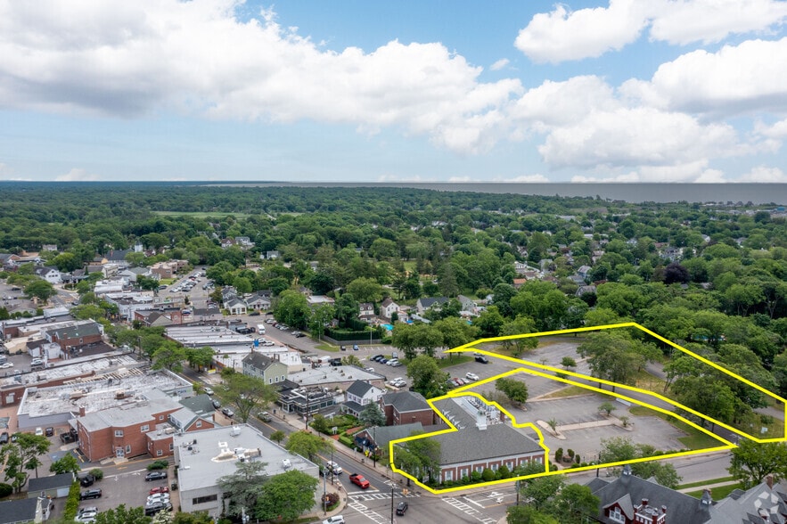 More Photos Of 160 Main St, Sayville Office For Sale