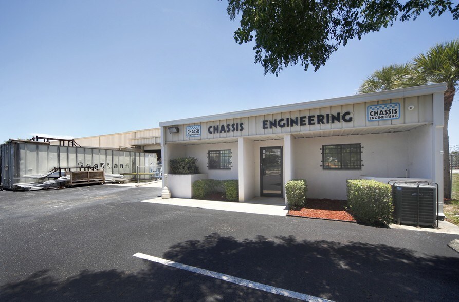 More Photos Of 1500 Avenue R, Riviera Beach Warehouse For Lease