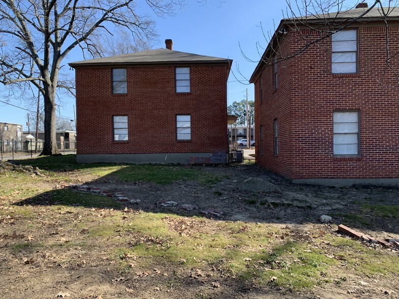 More Photos Of 1055 Merriwether Ave, Memphis Apartments For Sale