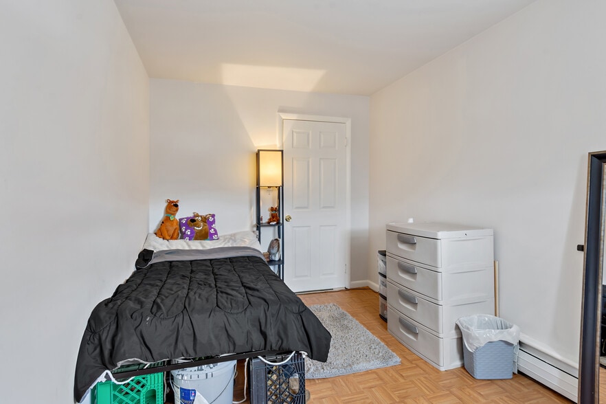 More Photos Of 180 Madison Ave, Port Chester Office For Sale