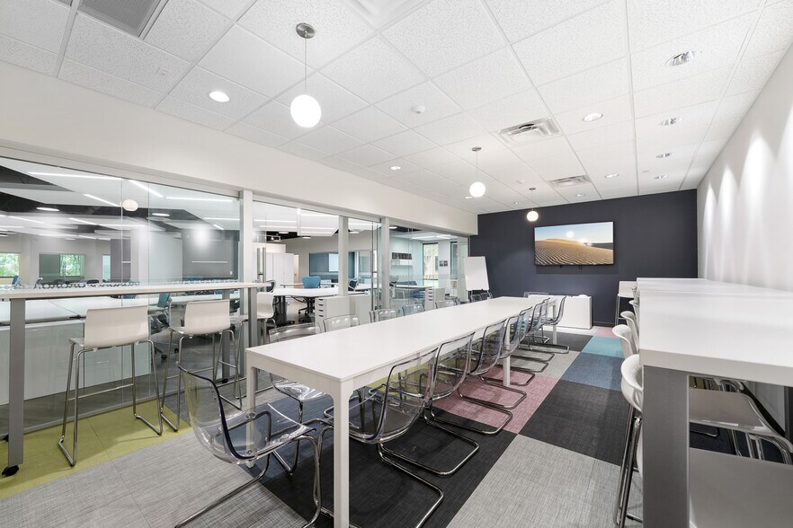 More Photos Of 3210 Fairhill Dr, Raleigh Office For Sale