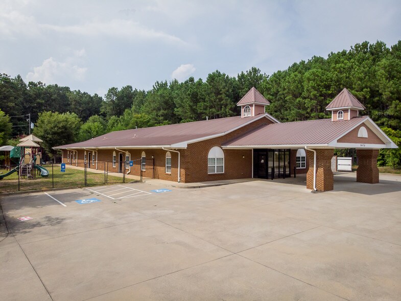 More Photos Of 9478 Winding Way Ln, Jonesboro Office For Sale