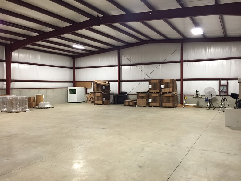 More Photos Of 3643 Dill Rd, Centerburg Warehouse For Lease