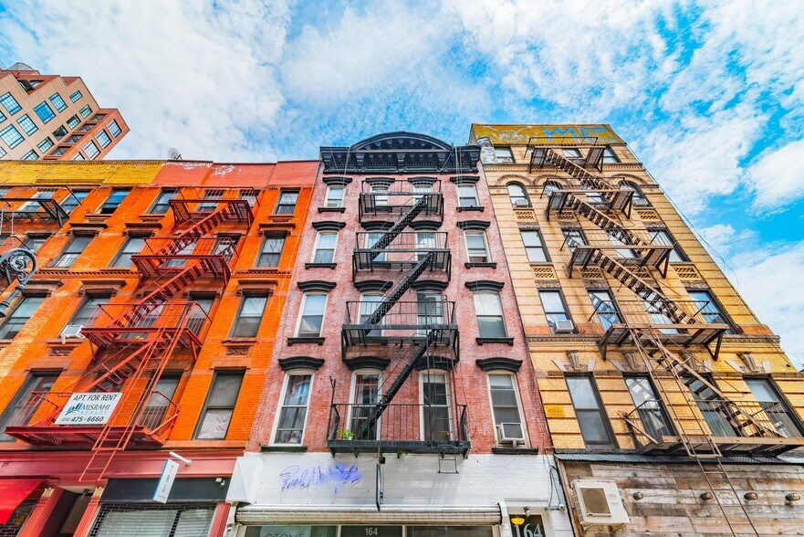 More Photos Of 164 Ludlow St, New York Apartments For Lease