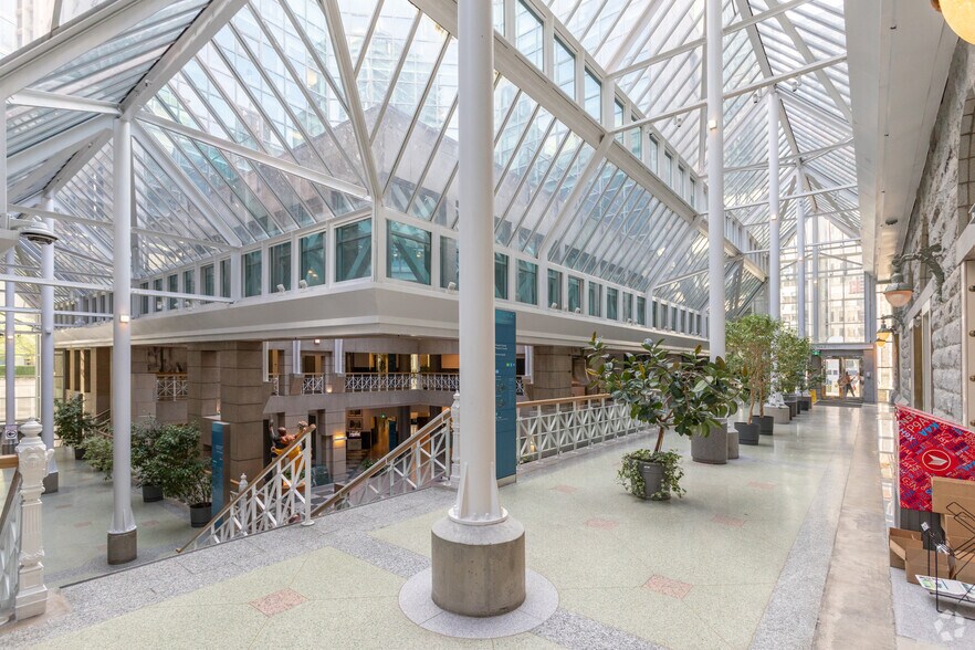 More Photos Of 757 W Hastings St, Vancouver Office For Lease
