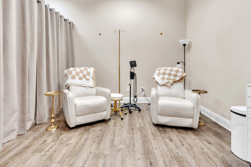 More Photos Of 111 Sunset Ave, Asheboro Office Residential For Sale