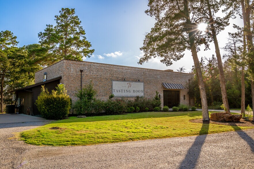 More Photos Of 25200 Bernard Rd, New Ulm Specialty For Sale