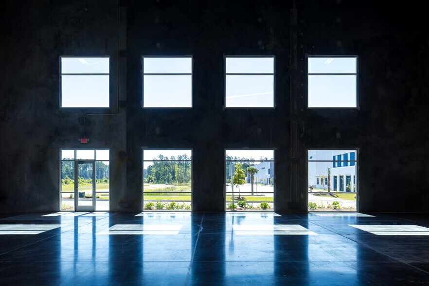 More Photos Of 151 Plug in Dr, Ridgeville Distribution For Lease