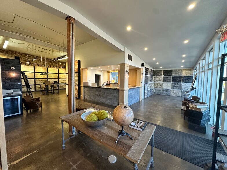 More Photos Of 5225 6th St SE, Calgary Warehouse For Lease