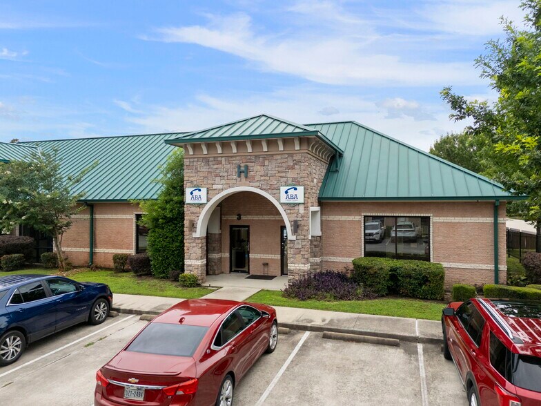 More Photos Of 1125 Cypress Station Dr, Houston Medical For Sale