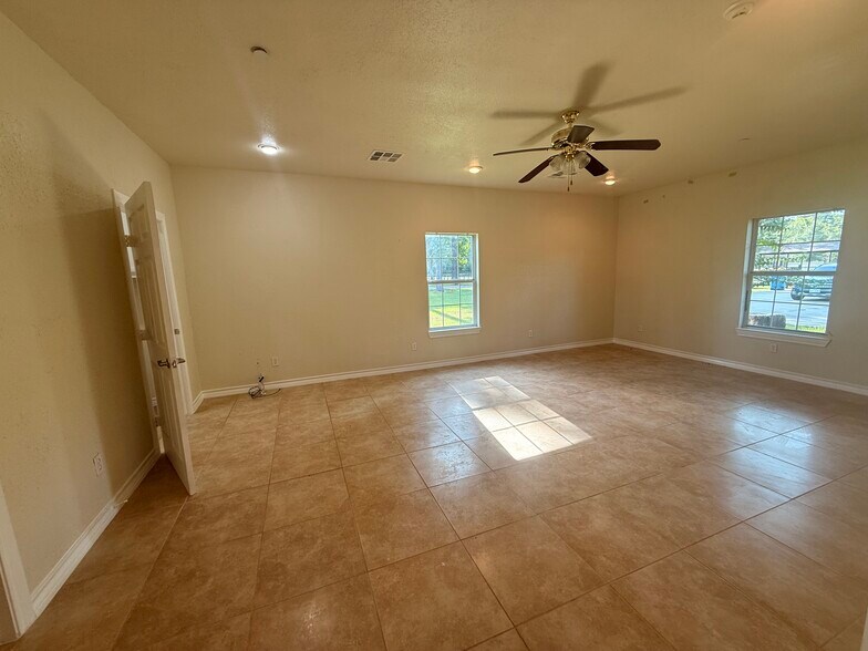 More Photos Of 16160 Porter Ln, Porter Land For Lease