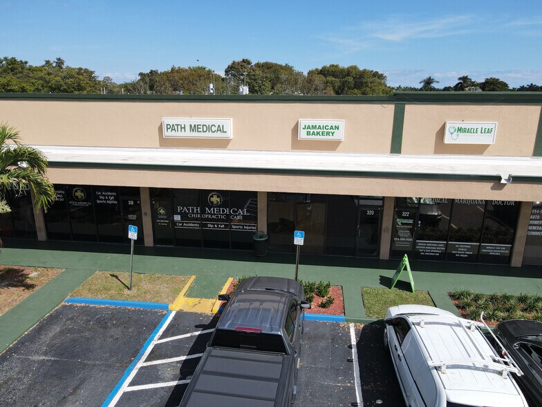 More Photos Of 300-366 S State Road 7, Margate Unknown For Lease