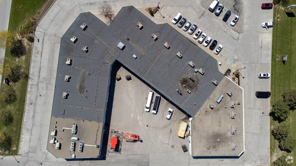More Photos Of 50 Anderson Ave, Markham Light Distribution For Lease