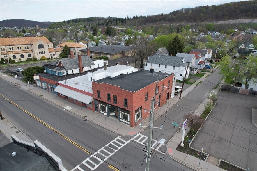 More Photos Of 346 Clinton St, Binghamton Storefront Retail Office For Sale