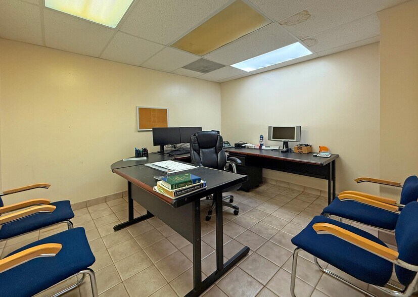More Photos Of 9165 NW 96th St, Medley Warehouse For Sale