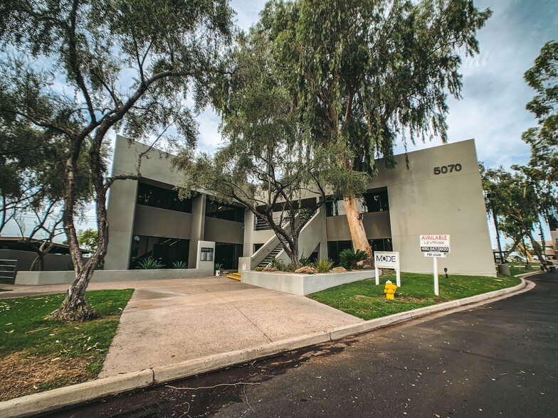 More Photos Of 5070 N 40th St, Phoenix Office For Lease