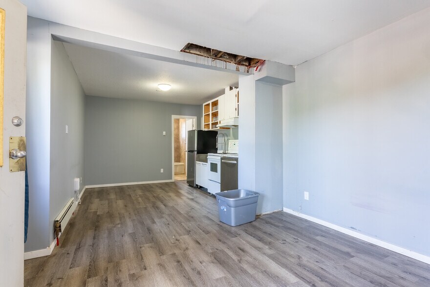 More Photos Of 1801 Chapman St, Merritt Apartments For Sale