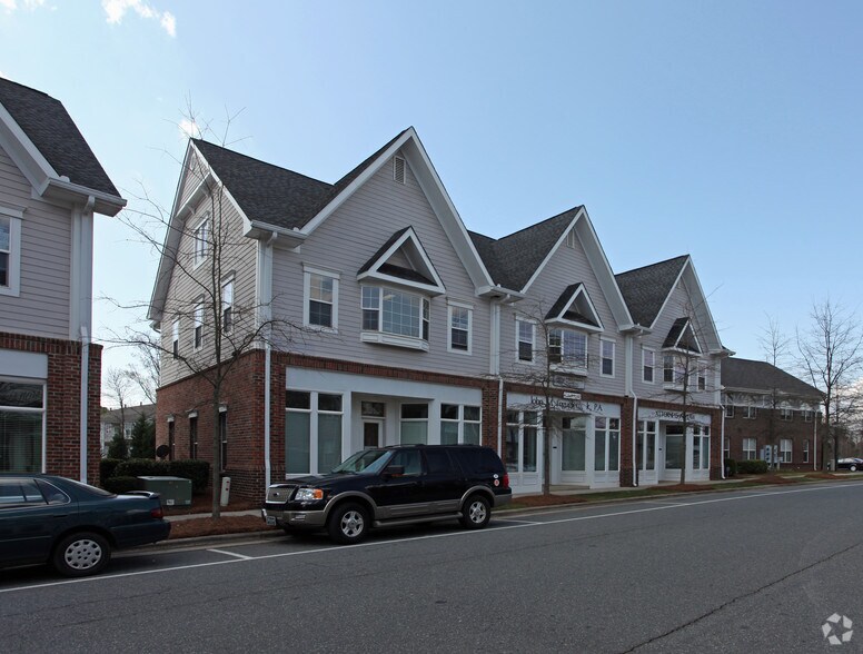 Primary Photo Of 575 Davidson Gateway Dr, Davidson Storefront Retail Office For Sale