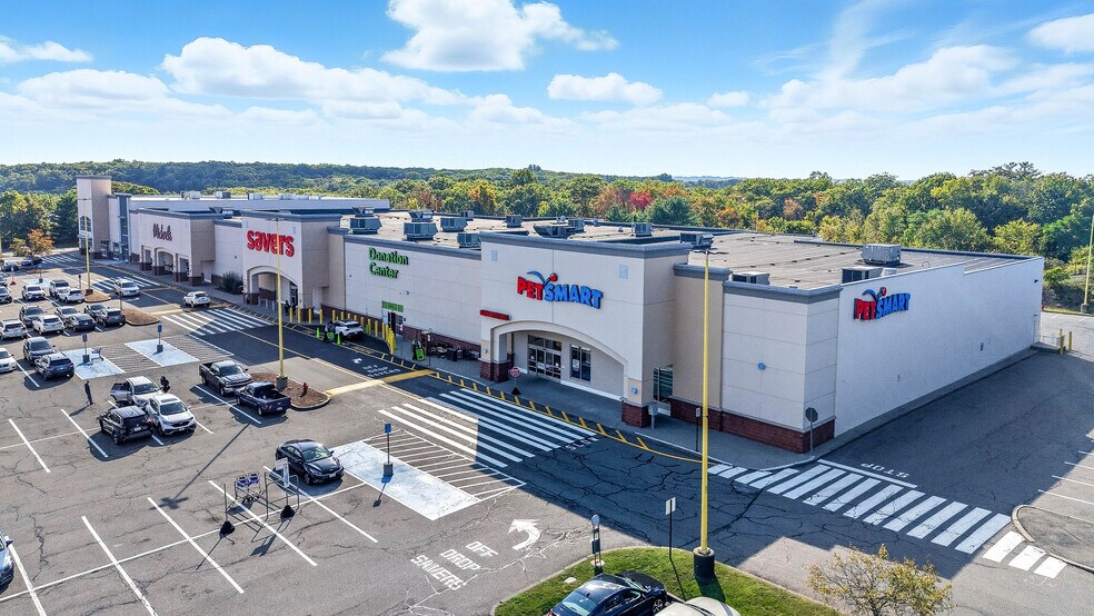 More Photos Of 1385 S Washington St, North Attleboro Storefront For Lease
