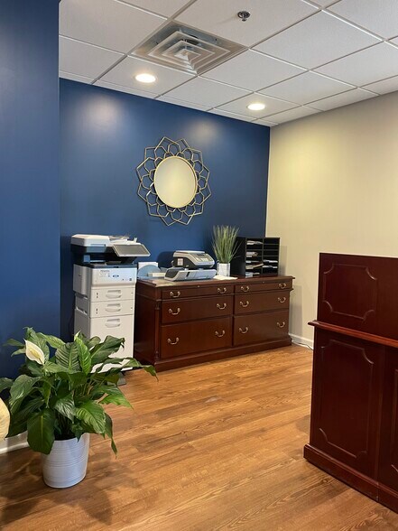More Photos Of 1704 Maxwell Dr, Wall Township Office For Lease