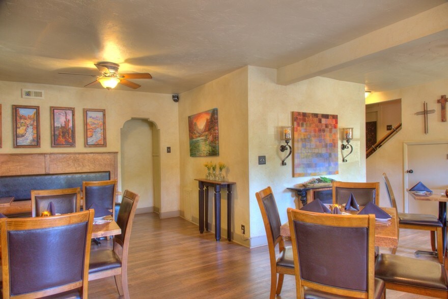 More Photos Of 218 N 100 W, Moab Restaurant For Sale