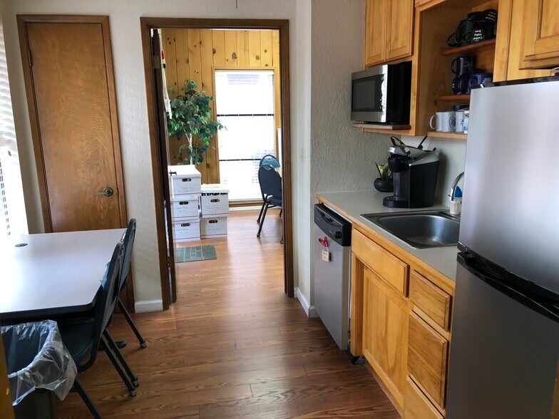 More Photos Of 1608 F St, Modesto Loft Creative Space For Sale