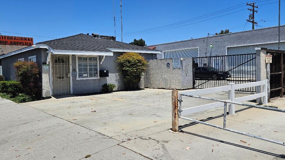 More Photos Of 5574 Atlantic Ave, Long Beach Auto Repair For Sale