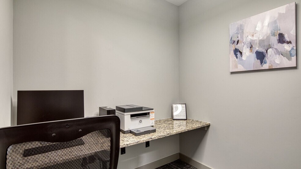 More Photos Of 670 Downey Green, Hampton Apartments For Sale