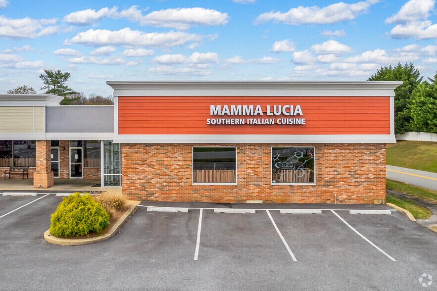 More Photos Of 10068-10120 Southern Maryland Blvd, Dunkirk Unknown For Lease