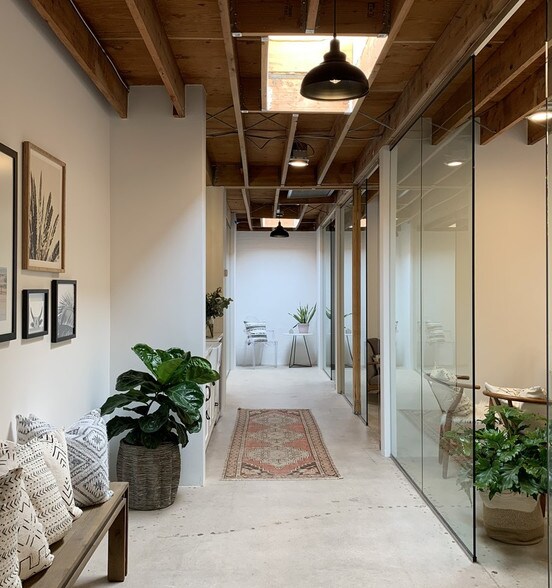 More Photos Of 6122 N 7th St, Phoenix Office For Lease