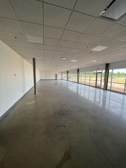More Photos Of 300 Taurus Way, Bainbridge Industrial For Sale