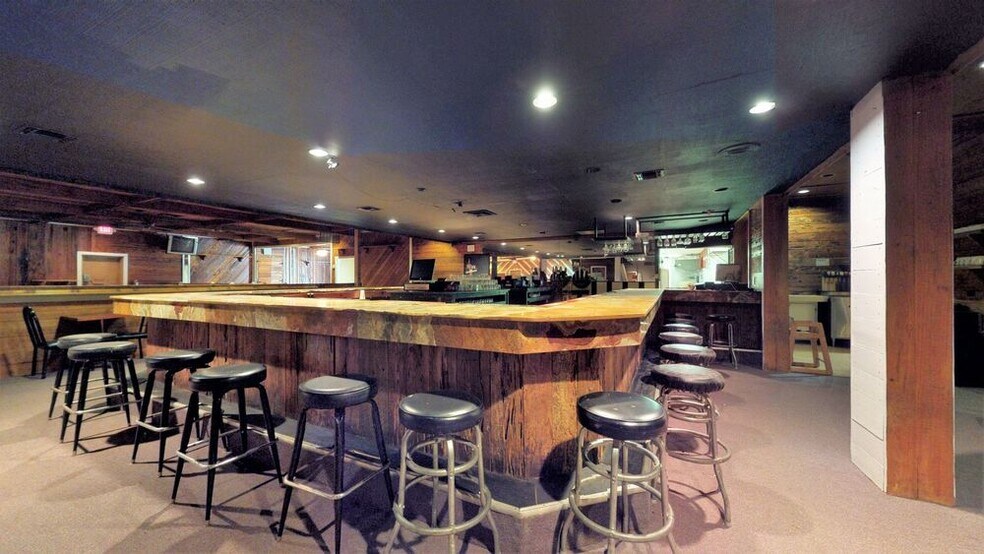 More Photos Of 4701 E Moody Blvd, Palm Coast Restaurant For Sale