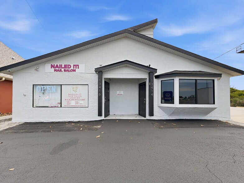 More Photos Of 13414 US Highway 19, Hudson Showroom For Lease