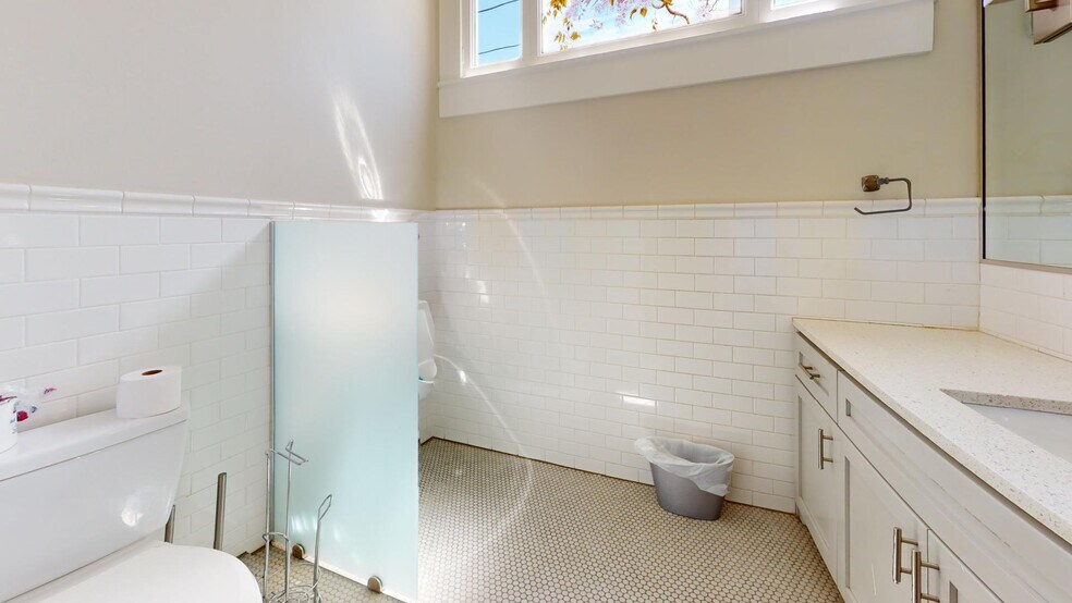 More Photos Of 1205 Rio Grande St, Austin Loft Creative Space For Lease