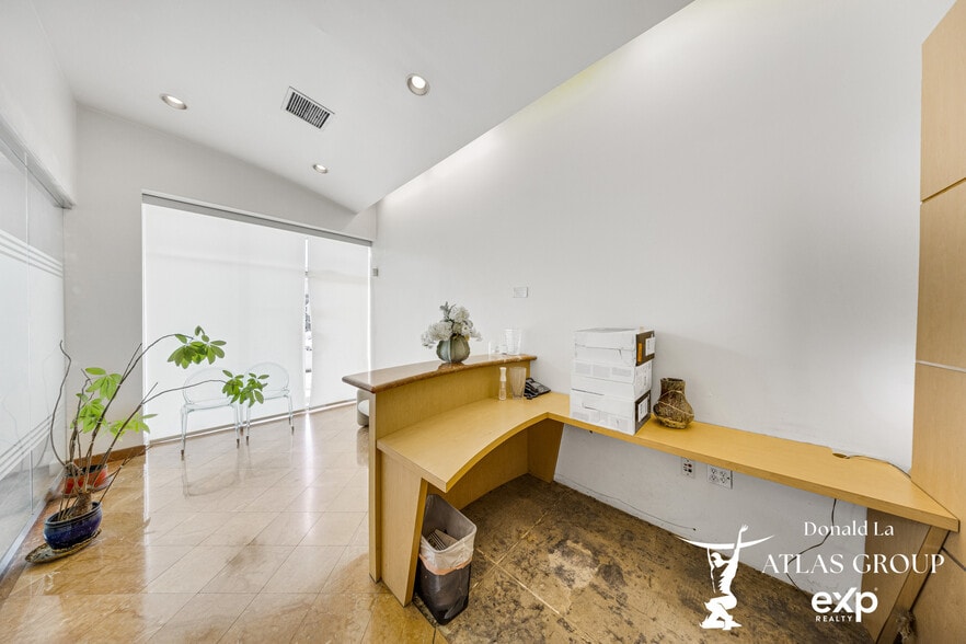 More Photos Of 223-229 E Valley Blvd, Alhambra Storefront For Sale