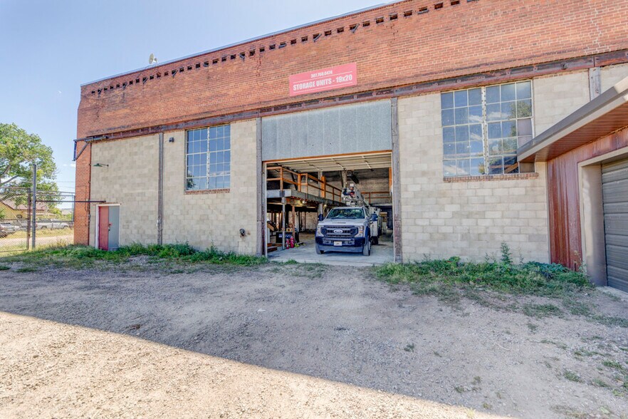 More Photos Of 460 W University Ave, Laramie Warehouse For Sale
