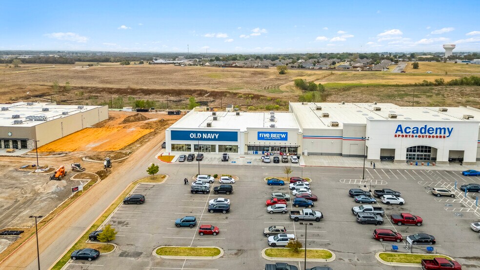 More Photos Of 1655-1665 12th Ave NW, Ardmore Freestanding For Sale