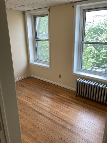 More Photos Of 102 East State Street, Ithaca Loft Creative Space For Lease