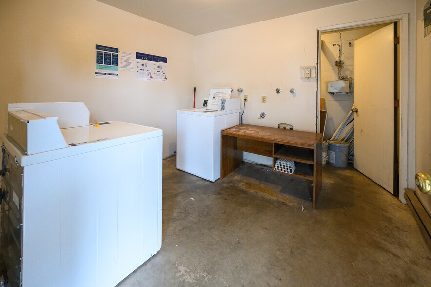 More Photos Of 2125 SW Xero Ln, Redmond Apartments For Sale