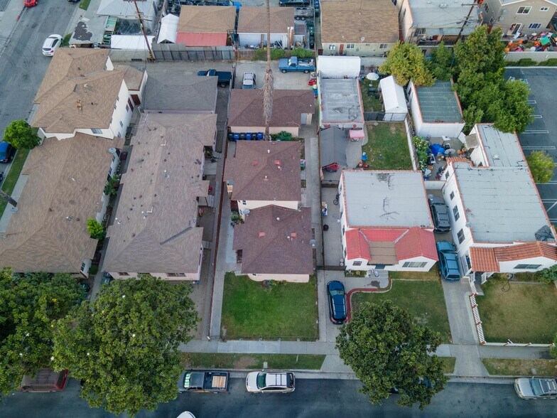 Primary Photo Of 2913 Illinois Ave, South Gate Apartments For Sale
