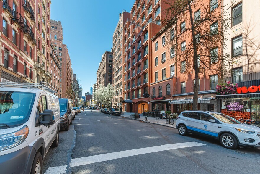 More Photos Of 70 University Pl, New York Multifamily For Sale