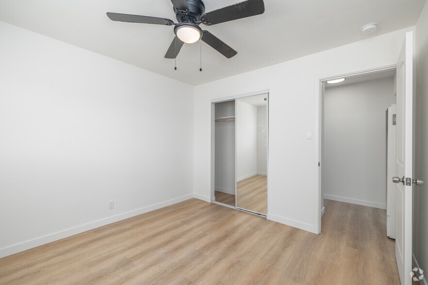 More Photos Of 1525 W 105th St, Los Angeles Apartments For Sale