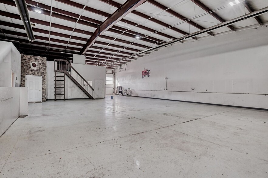 More Photos Of 8681 Rosemary St, Commerce City Warehouse For Sale